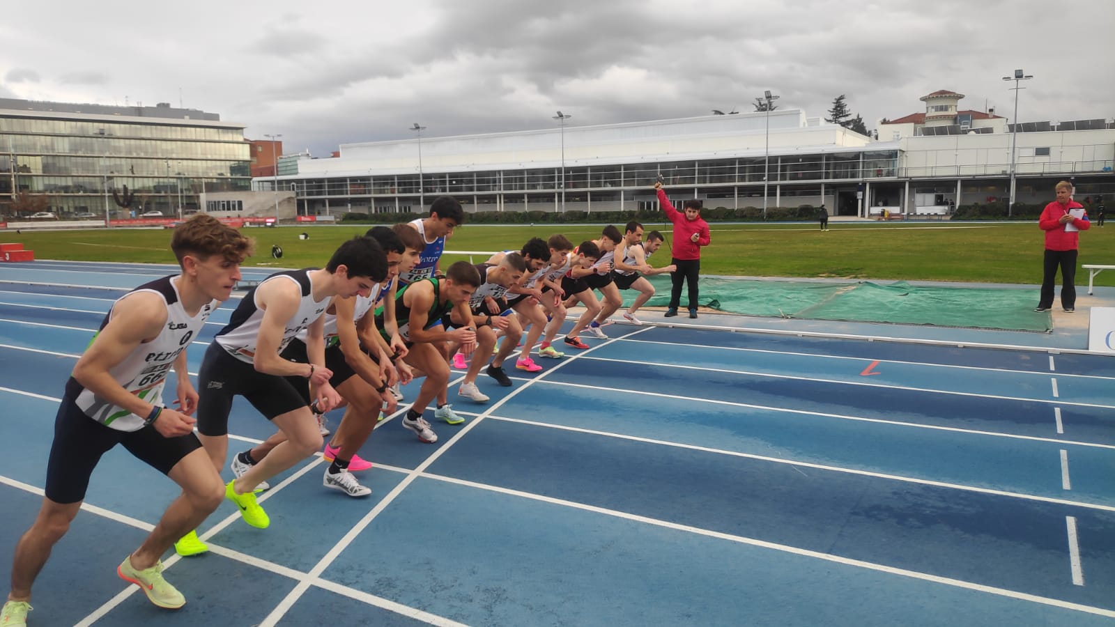 Resultados Cto. Navarro Lanzamientos Largos y 10000m y Milla.